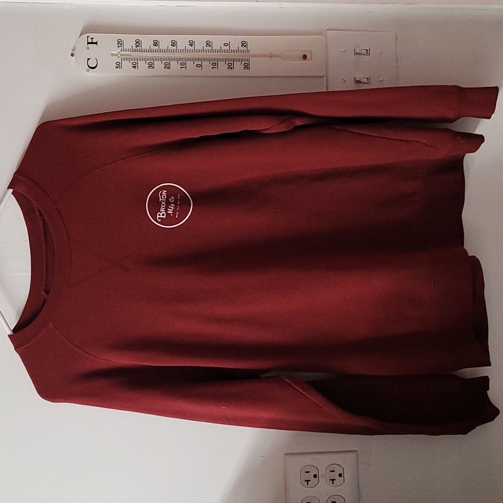 Brixton maroon sweater